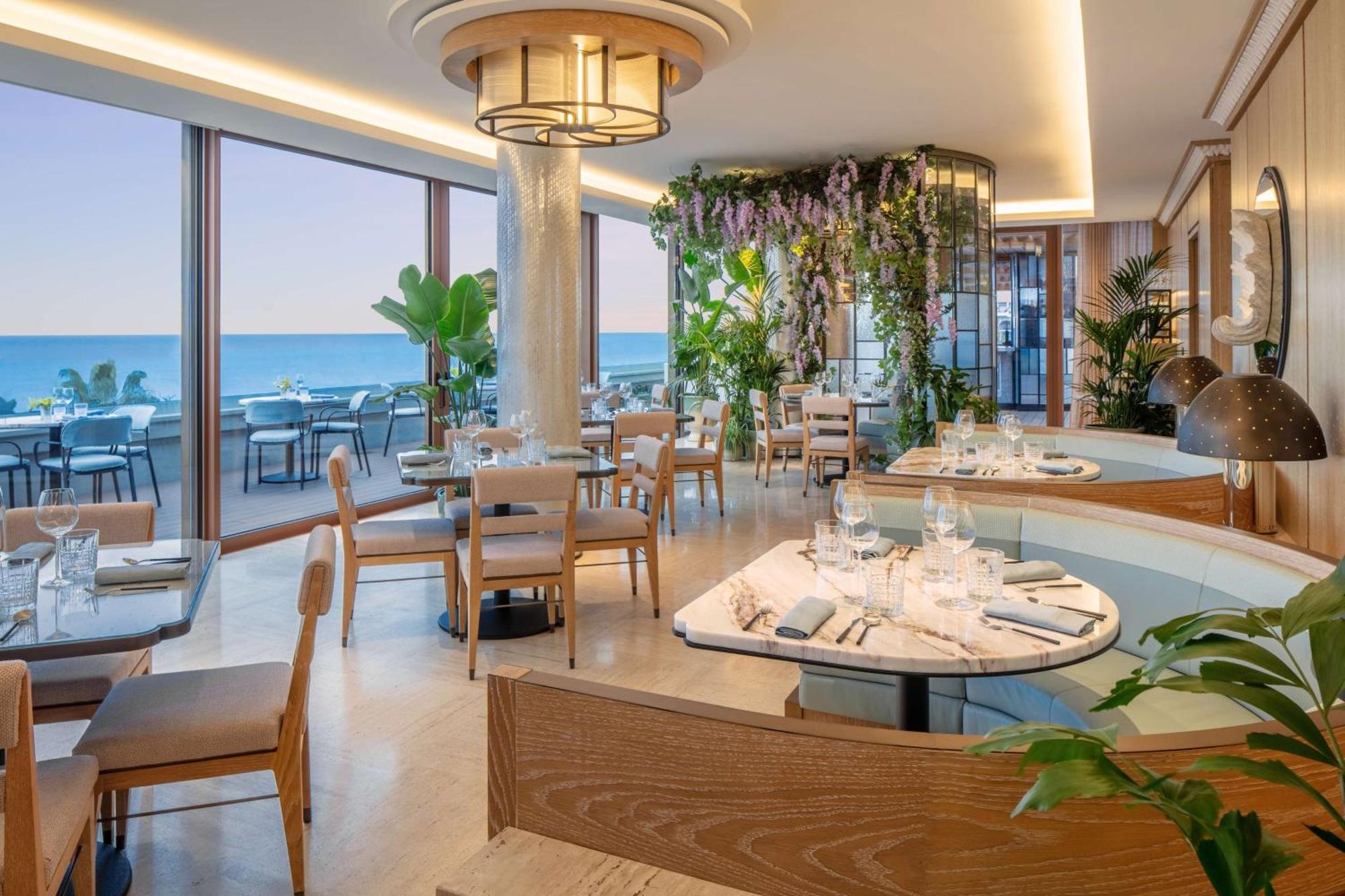 Anantara Plaza - A Leading Of The World 5* Nice